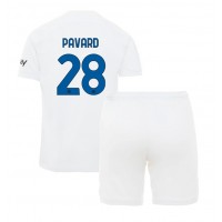 Stroje piłkarskie Inter Milan Benjamin Pavard #28 Koszulka Wyjazdowej dla dzieci 2023-24 Krótki Rękaw (+ szorty)